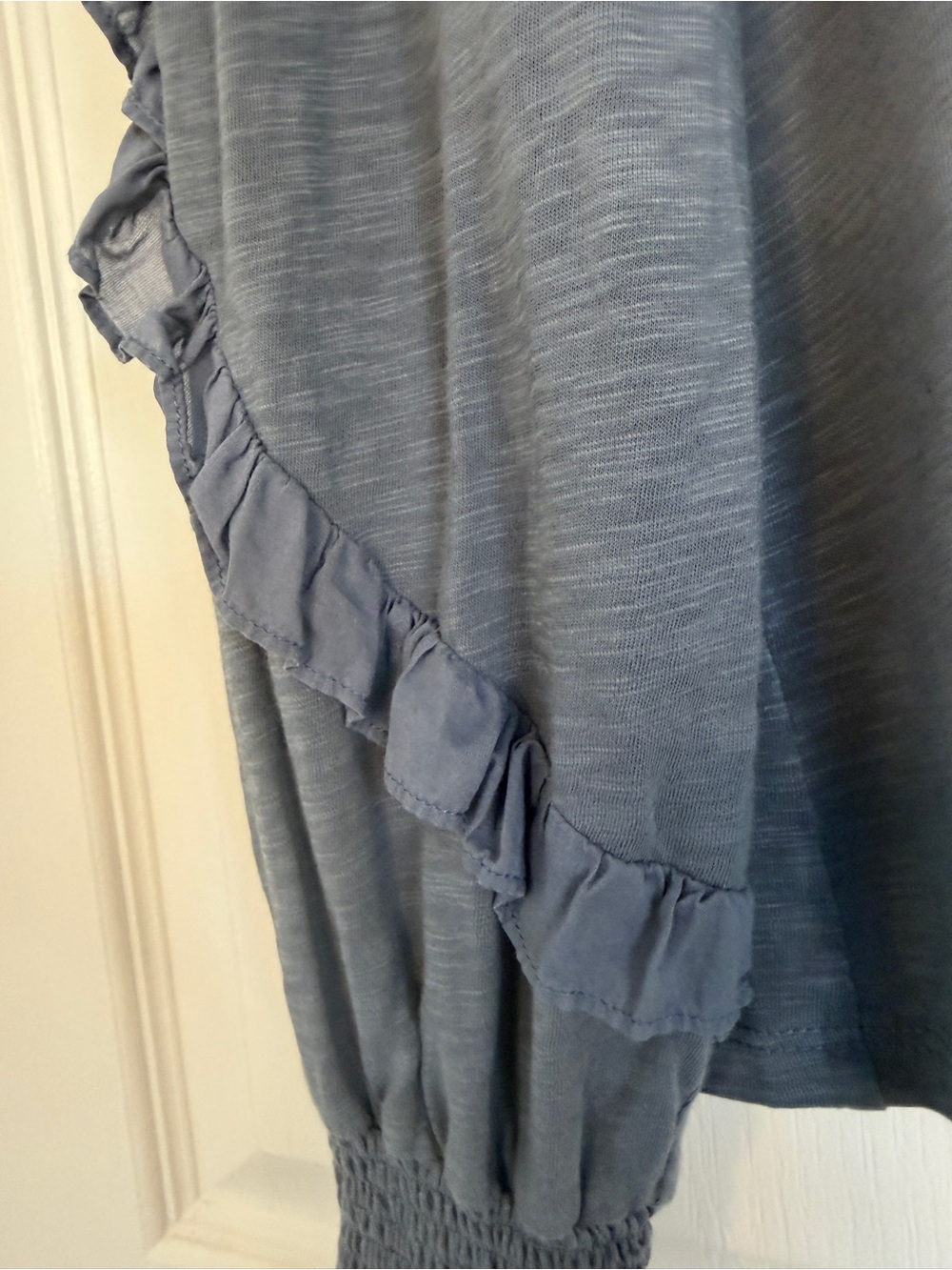 Veronica Beard Osage Cotton Ruffle Sleeve Smocked Cuff Top- S- MSRP $225 - Picture 5 of 16